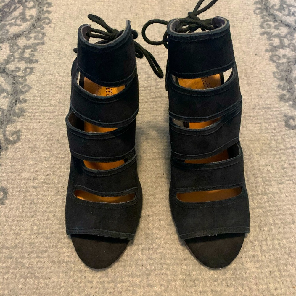 Seychelles Suade Heels (black) size 8 (EUC)